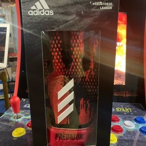 Predator keeper gloves